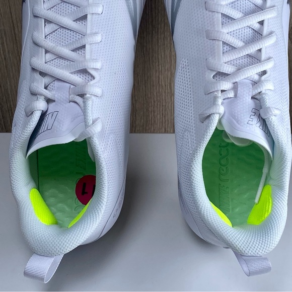 Nike Men Alpha Huarache 8 Pro CW4439-100 White Metallic Silver Size 11 - Picture 8 of 9